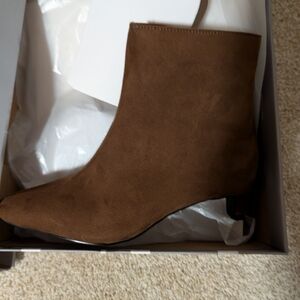 GAP Brown Ankle Booties